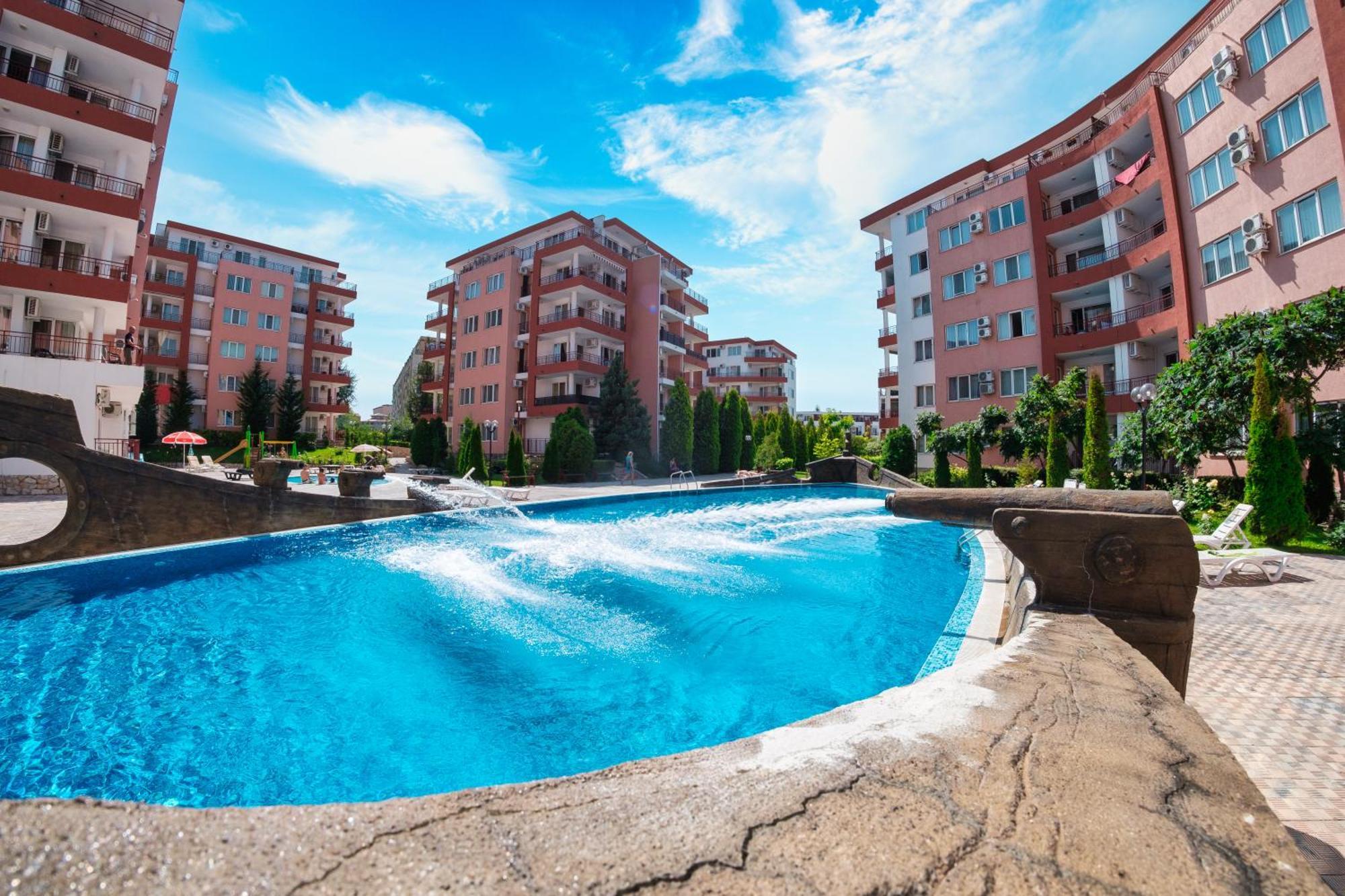 Privilege Fort Beach Apartments スヴェティ・ヴラス エクステリア 写真