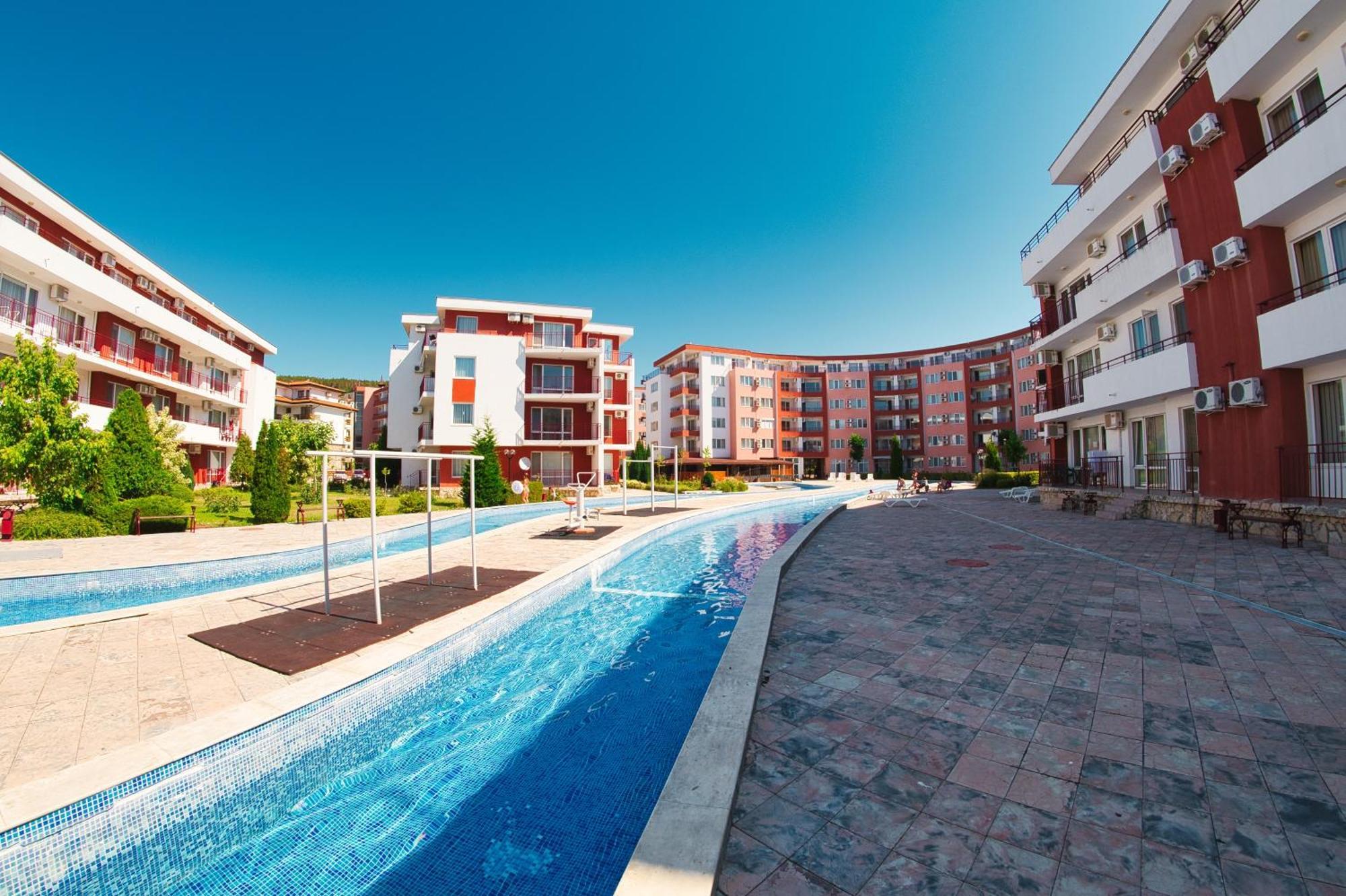 Privilege Fort Beach Apartments スヴェティ・ヴラス エクステリア 写真