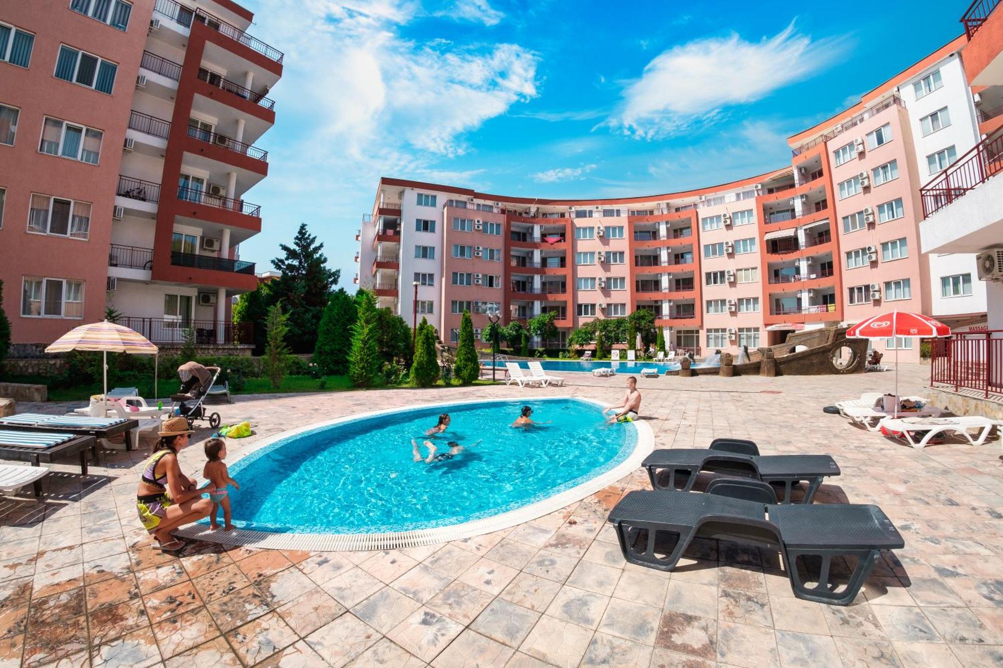 Privilege Fort Beach Apartments スヴェティ・ヴラス エクステリア 写真