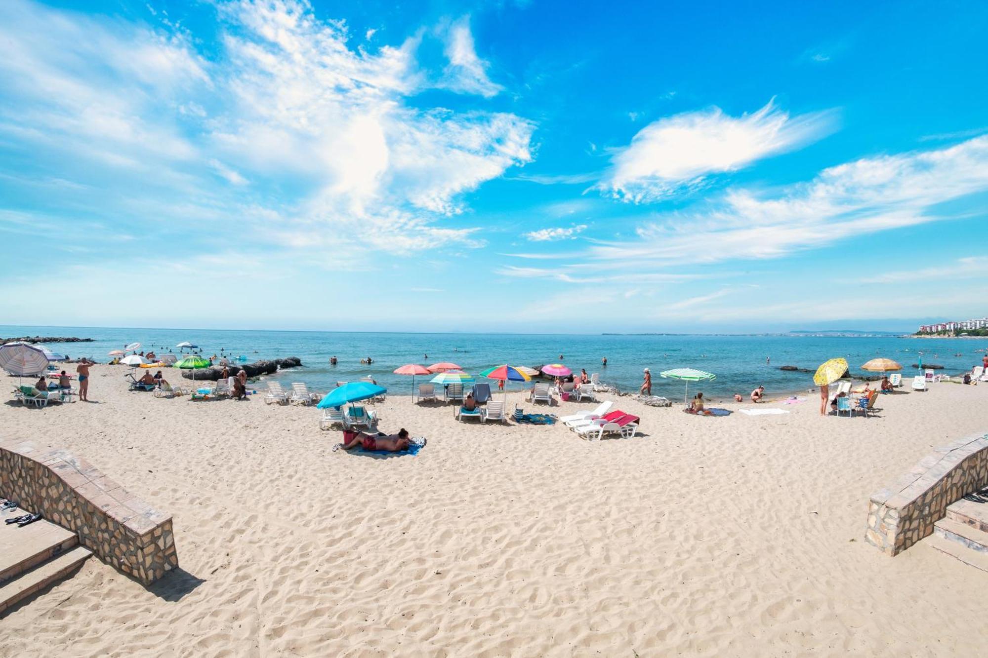 Privilege Fort Beach Apartments スヴェティ・ヴラス エクステリア 写真