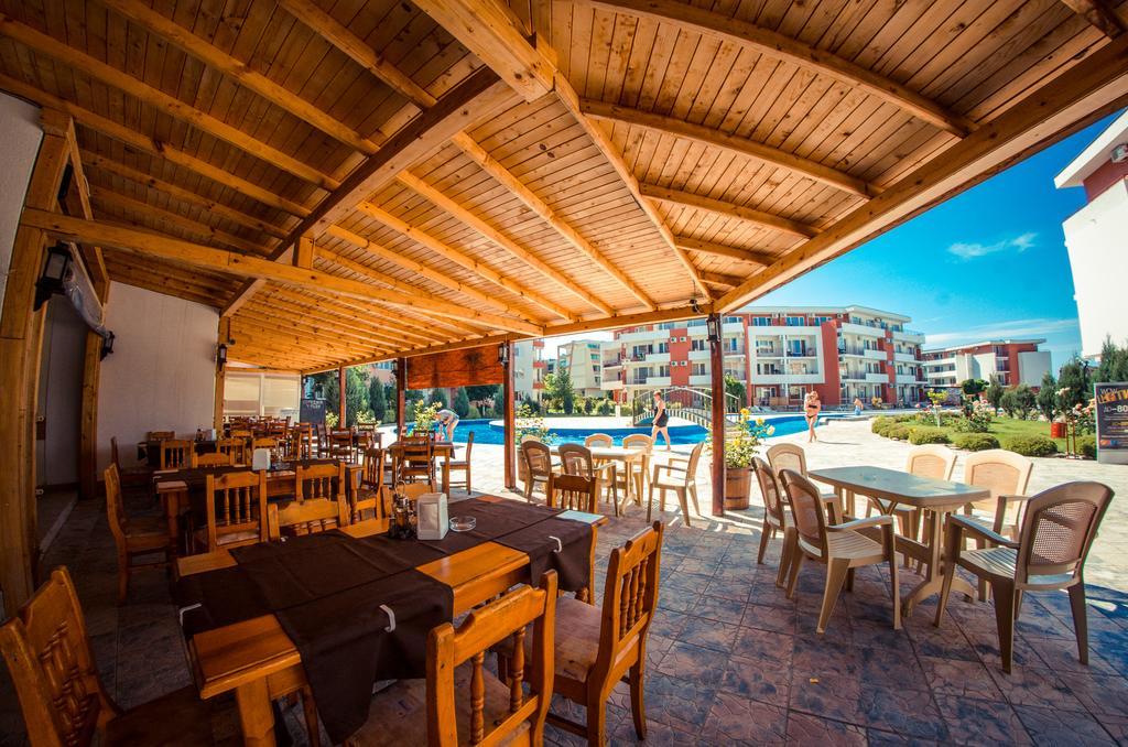 Privilege Fort Beach Apartments スヴェティ・ヴラス エクステリア 写真