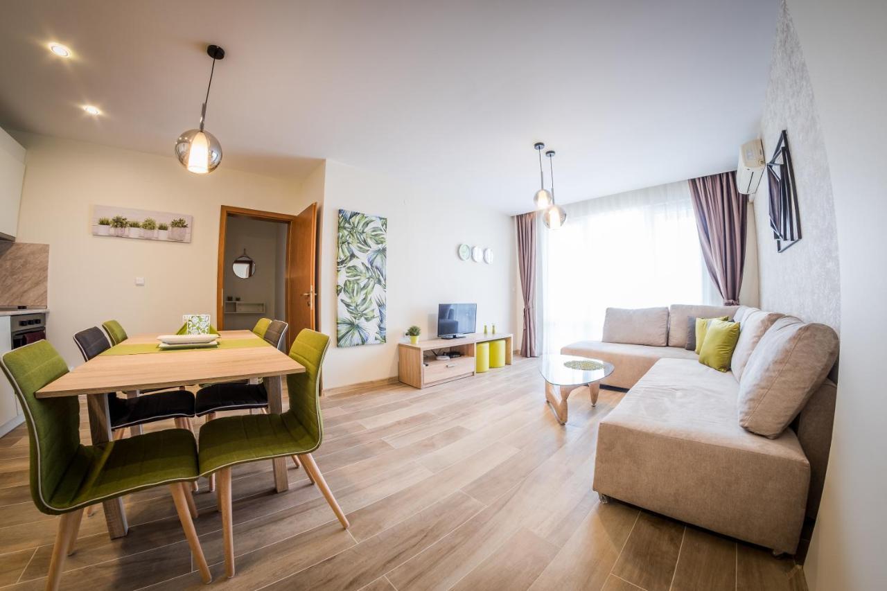 Privilege Fort Beach Apartments スヴェティ・ヴラス エクステリア 写真