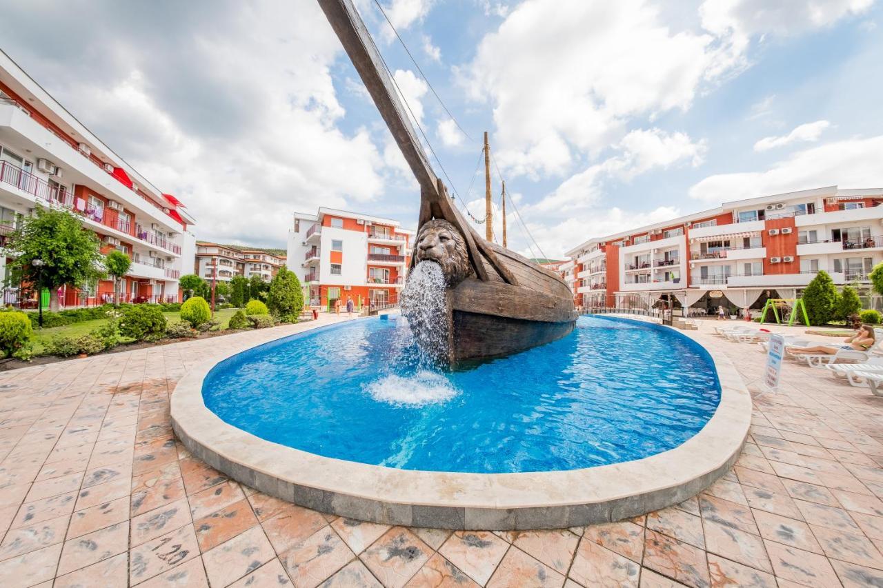 Privilege Fort Beach Apartments スヴェティ・ヴラス エクステリア 写真
