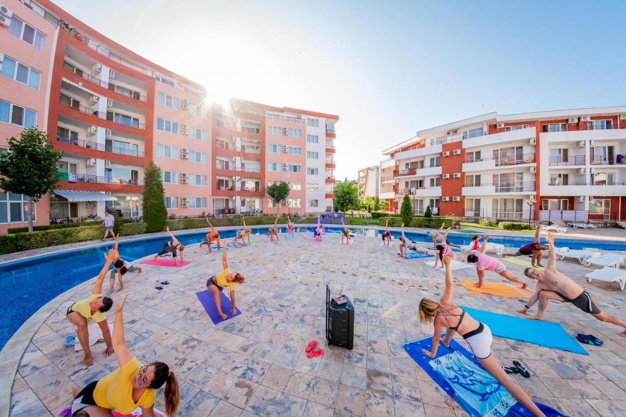 Privilege Fort Beach Apartments スヴェティ・ヴラス エクステリア 写真